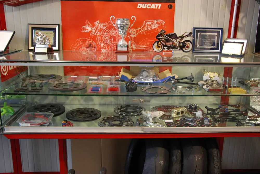Officina Febur - Macchinari per piegatura tubi di precisione