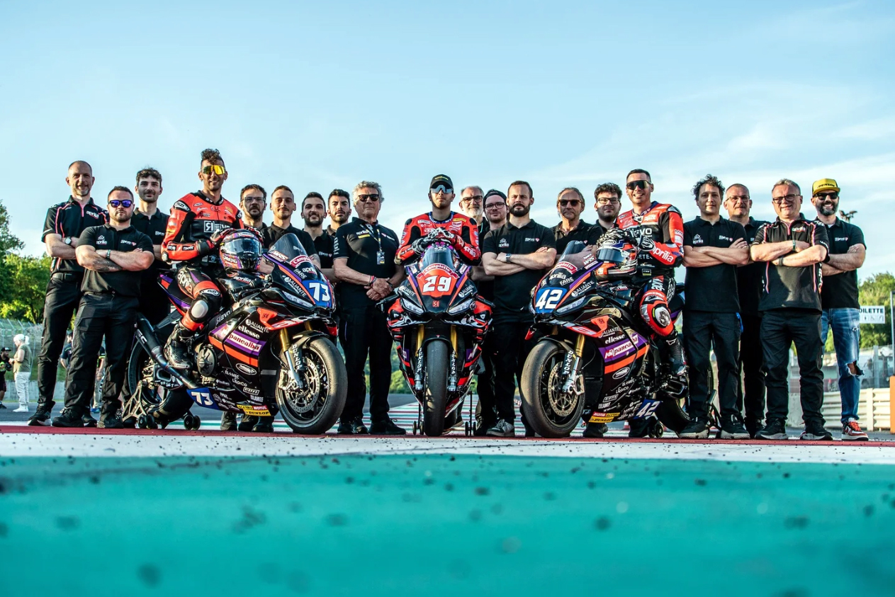Logo ufficiale Team Revo Racing Project